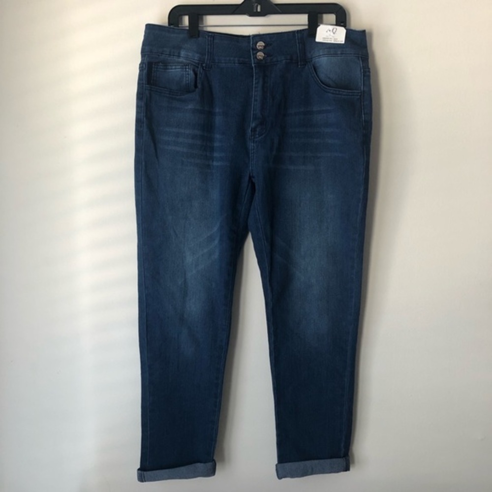 American Quality Denim Cropped Jeans